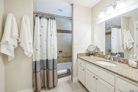 Single Family Residence in Bandera TX 3263 Palomino Springs 35.jpg