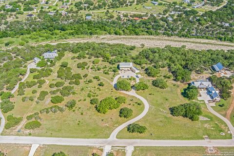 Single Family Residence in Bandera TX 3263 Palomino Springs 39.jpg
