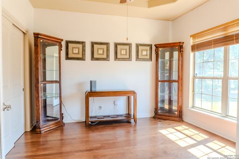Single Family Residence in Bandera TX 265 Firewheel Dr 7.jpg