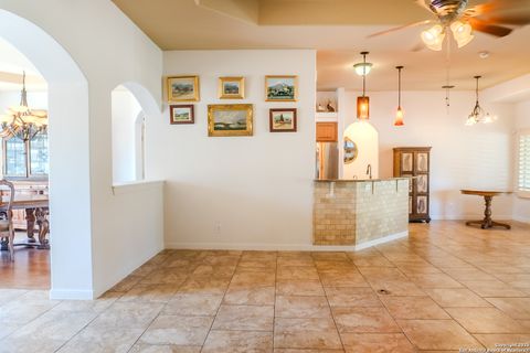 Single Family Residence in Bandera TX 265 Firewheel Dr 13.jpg