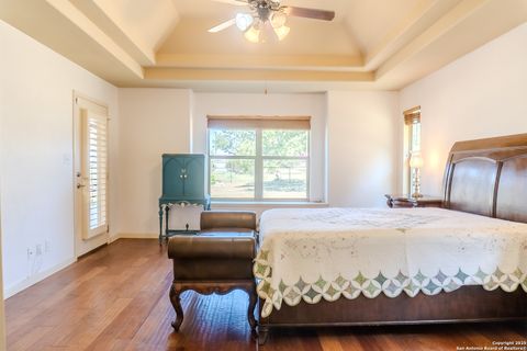 Single Family Residence in Bandera TX 265 Firewheel Dr 16.jpg