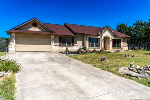 Single Family Residence in Bandera TX 265 Firewheel Dr.jpg