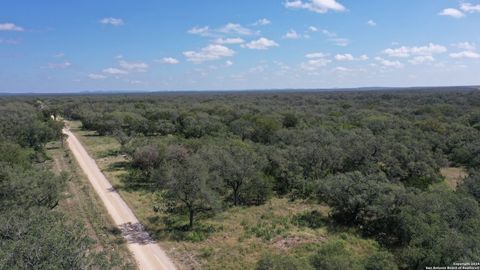  in Dhanis TX 424 Pr 324.jpg