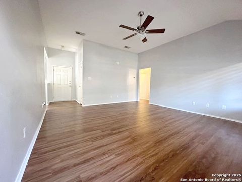 Single Family Residence in Beeville TX 1102 Hancock.jpg