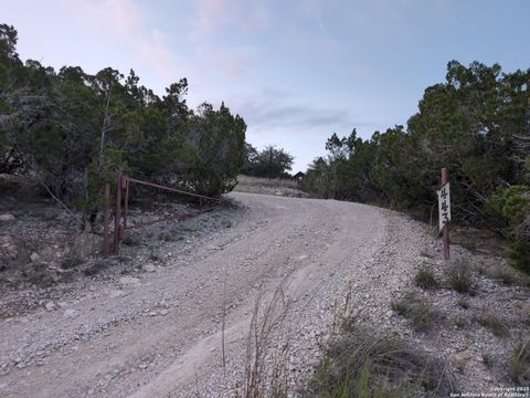Farm in Medina TX 443 Moseley Ln 53.jpg