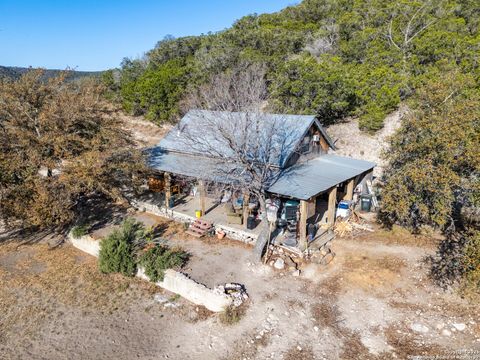 Farm in Medina TX 443 Moseley Ln 1.jpg