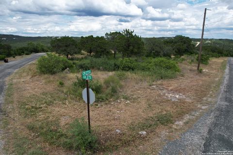  in Mico TX 1124 County Road 273.jpg