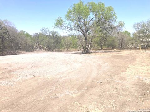 Unimproved Land in Natalia TX 19792 S Fm 471 S (DEPOT ST.).jpg