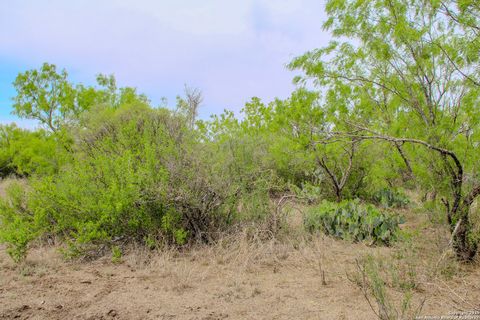  in Hondo TX 0000 County Road 341 15.jpg