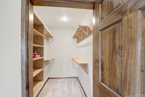 Single Family Residence in Medina TX 197 two sisters Rd 44.jpg