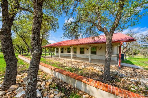 Farm in Harper TX 563 J B Road.jpg