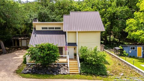 Single Family Residence in Hunt TX 2985 Highway 39.jpg