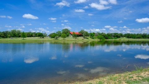  in Medina TX 1100 Stringtown Rd.jpg