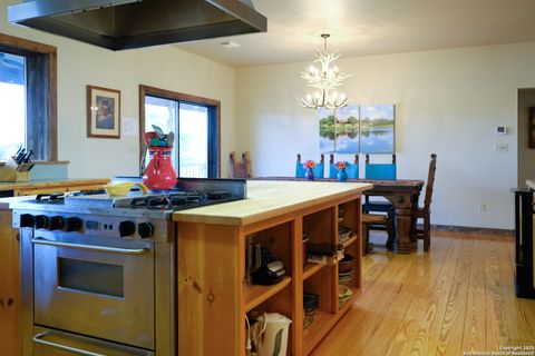  in Medina TX 1100 Stringtown Rd 28.jpg