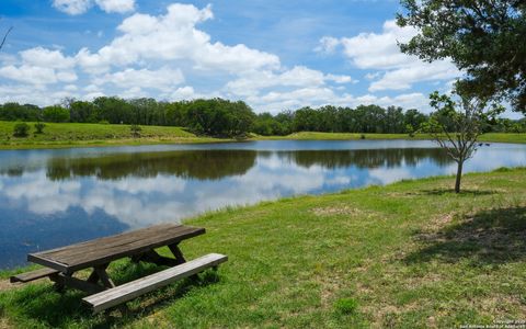  in Medina TX 1100 Stringtown Rd 2.jpg