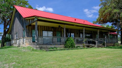  in Medina TX 1100 Stringtown Rd 32.jpg