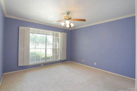 Single Family Residence in Castroville TX 102 County Road 4773 18.jpg
