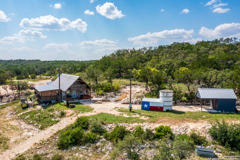 Farm in Hondo TX 1239 Pr 2321.jpg