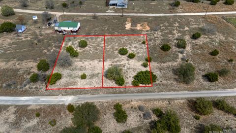  in Bandera TX 25 Quail Run.jpg