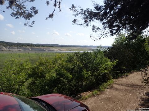  in Mico TX 5 Beach Dr.jpg