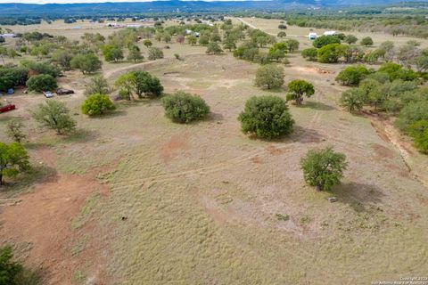 Farm in Medina TX 455 Hubble Ln 32.jpg