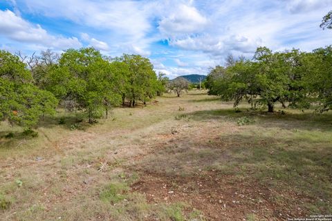 Farm in Medina TX 455 Hubble Ln 6.jpg