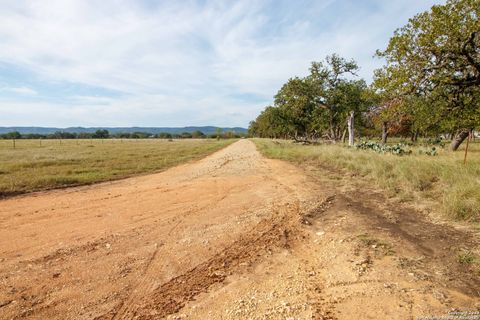 Farm in Medina TX 455 Hubble Ln 8.jpg
