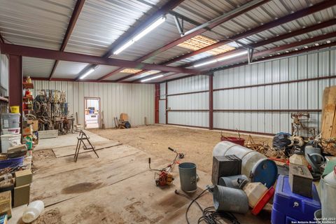 Farm in Medina TX 455 Hubble Ln 15.jpg
