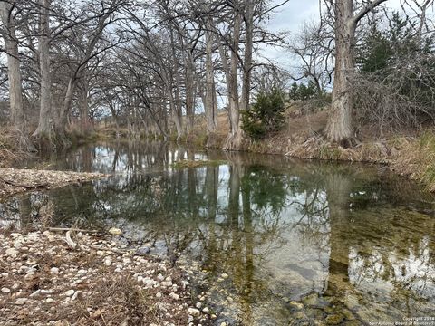  in Medina TX 15902 N Highway 16 22.jpg