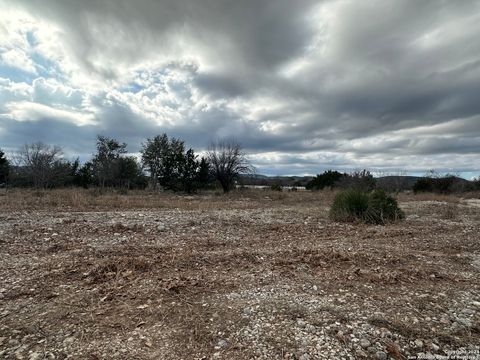  in Medina TX 15902 N Highway 16 29.jpg