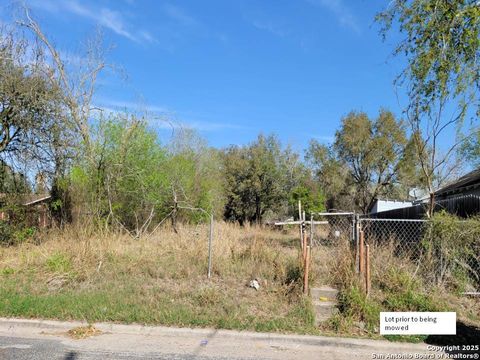  in Beeville TX 806 W Walton St.jpg