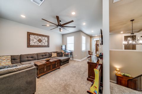 Single Family Residence in Mico TX 895 Private Road 1742 28.jpg