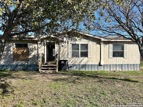 Manufactured Home in Hondo TX 2801 Southern Breeze.jpg