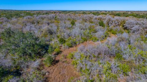  in Beeville TX 000 Private Road 4010 8.jpg