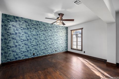 Single Family Residence in Medina TX 13132 Texas 16 9.jpg