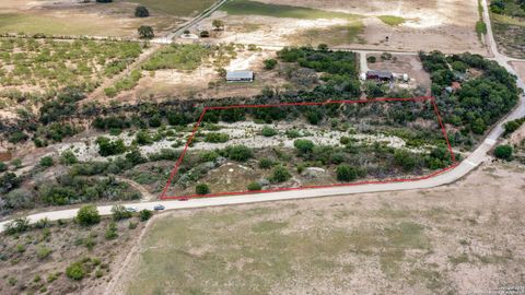  in Hondo TX 613 county road 441.jpg