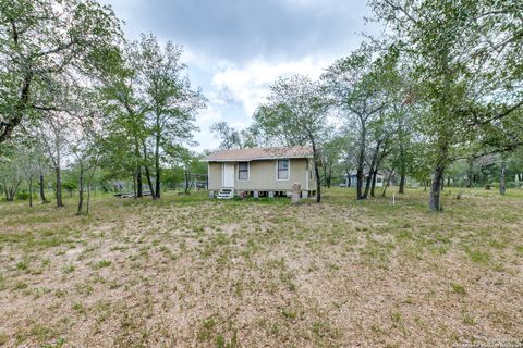 Single Family Residence in Somerset TX 67 N 5th St.jpg