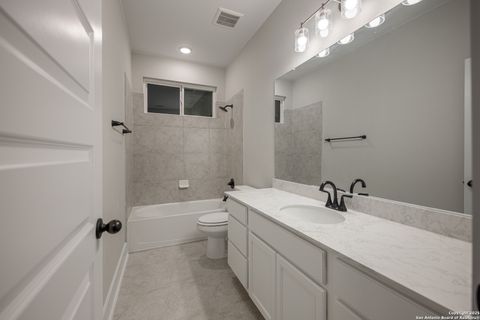 Single Family Residence in Castroville TX 103 Highland Park 24.jpg