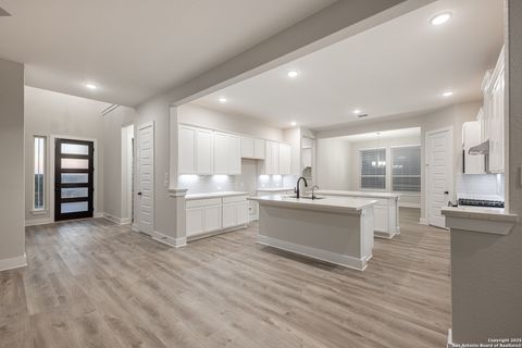 Single Family Residence in Castroville TX 103 Highland Park 5.jpg