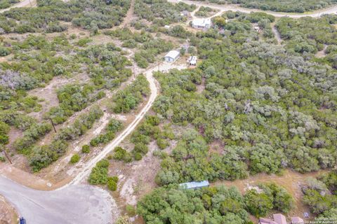 Farm in Mico TX 175 County Road 2758 12.jpg
