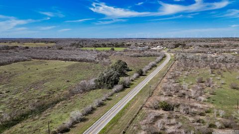  in Beeville TX 8485 Fm 673 4.jpg