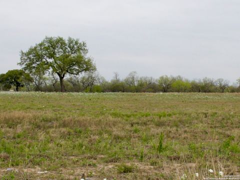 Unimproved Land in Bigfoot TX 00 St Hwy 173.jpg