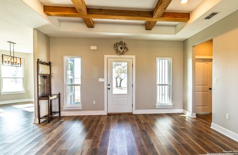 Single Family Residence in Beeville TX 3417 Fm 888 9.jpg