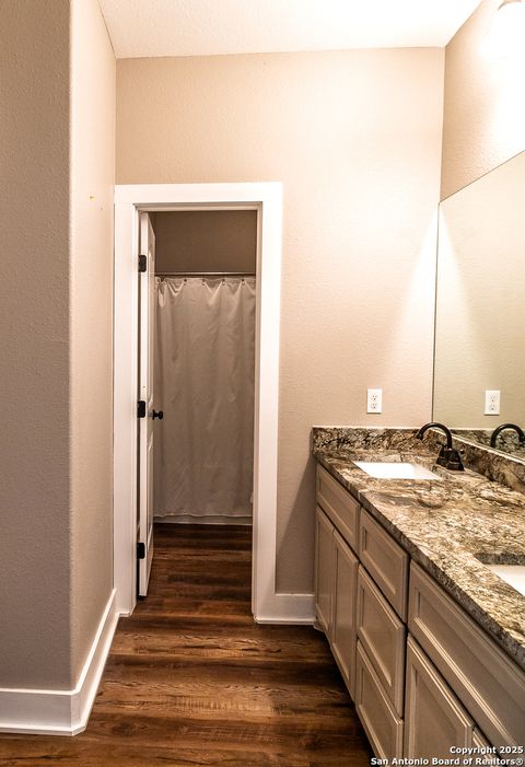 Single Family Residence in Beeville TX 3417 Fm 888 22.jpg