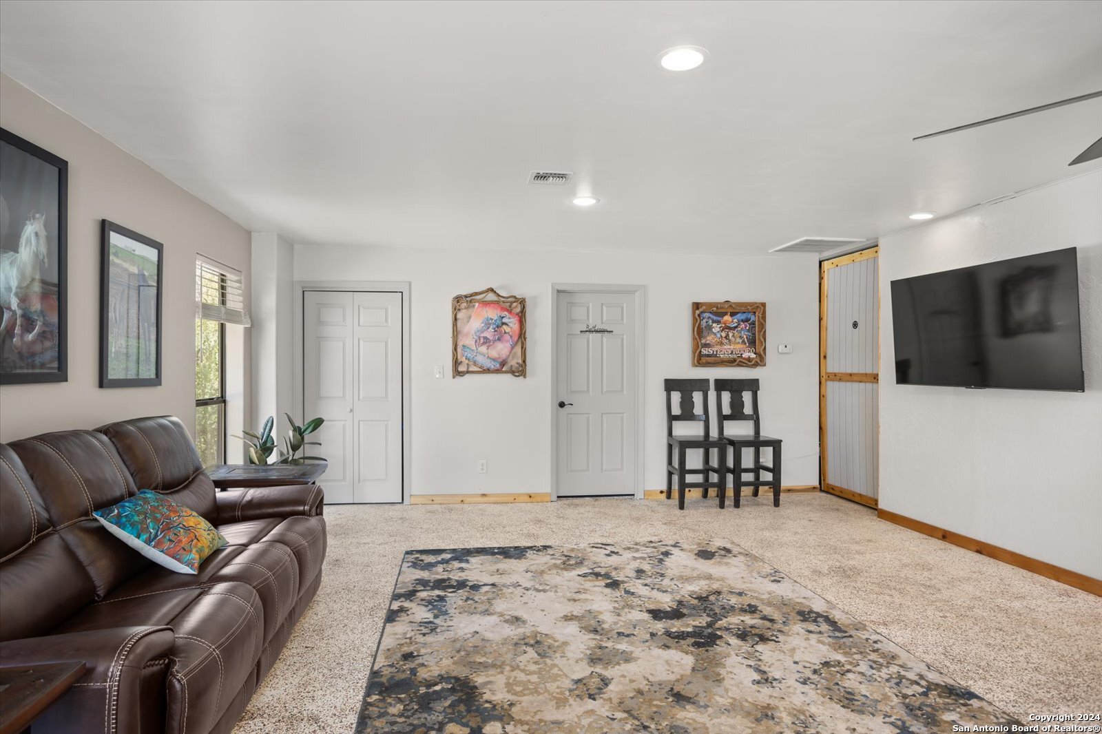 Single Family Residence in Medina TX 1158 Orchard Park Blvd 33.jpg