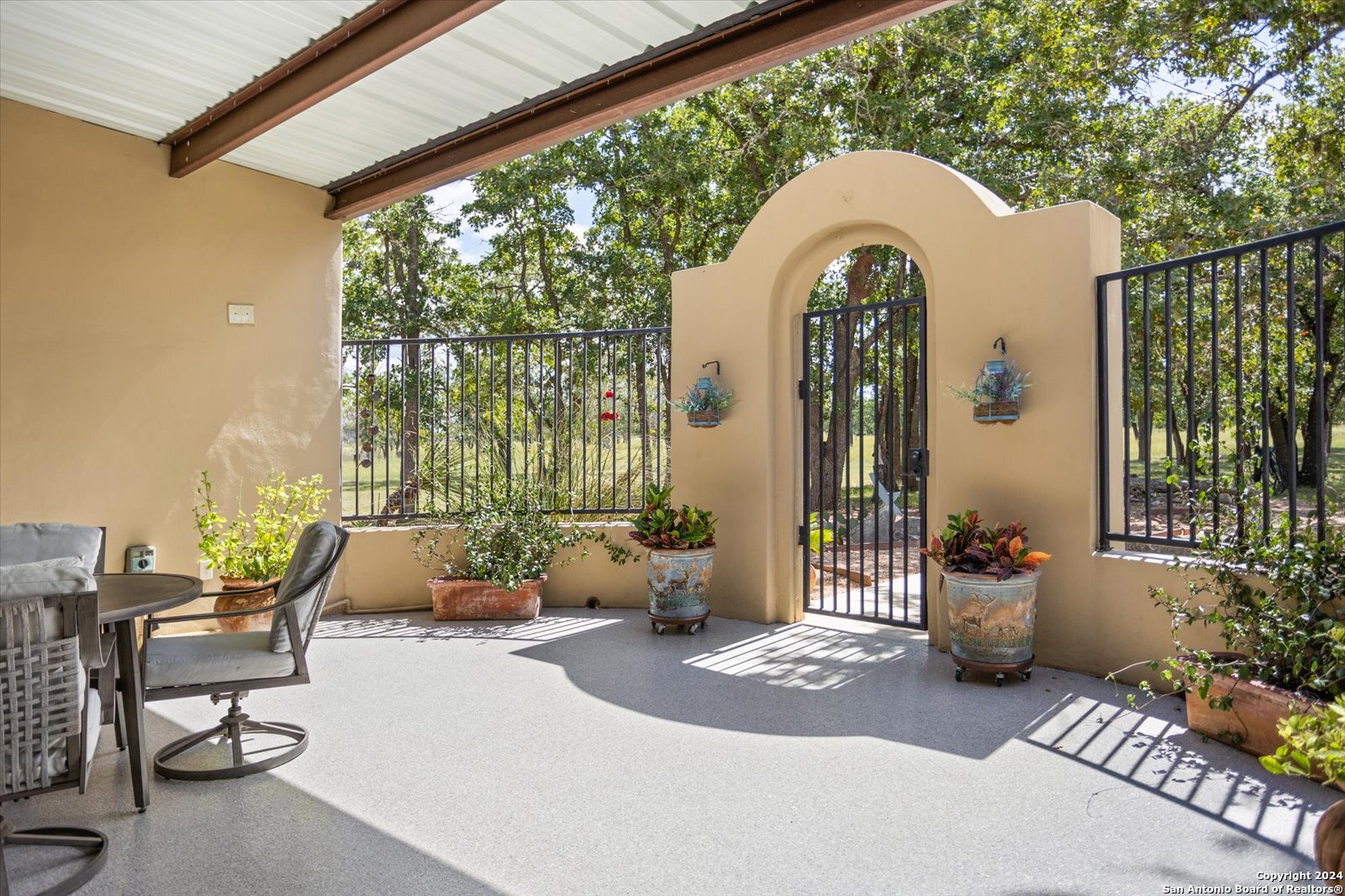 Single Family Residence in Medina TX 1158 Orchard Park Blvd 5.jpg