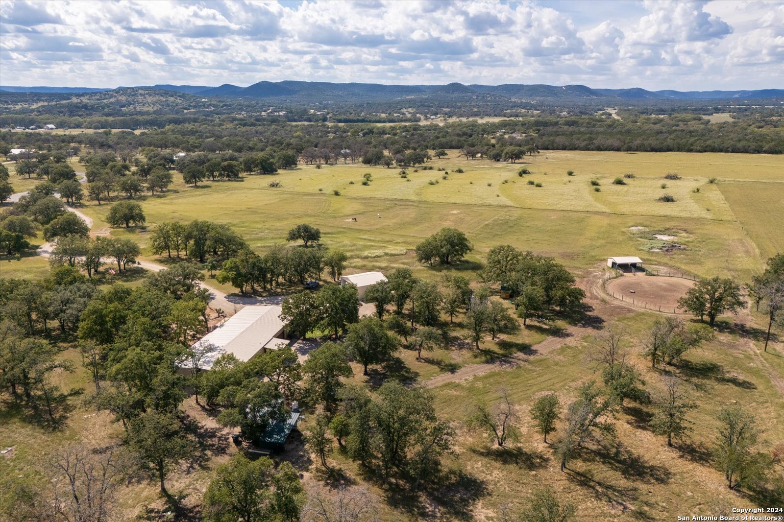 Single Family Residence in Medina TX 1158 Orchard Park Blvd 58.jpg