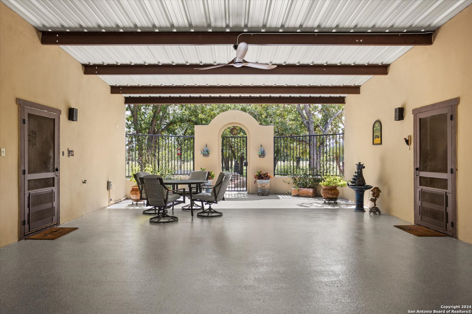Single Family Residence in Medina TX 1158 Orchard Park Blvd 26.jpg
