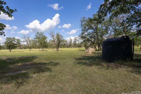 Single Family Residence in Medina TX 1158 Orchard Park Blvd 52.jpg