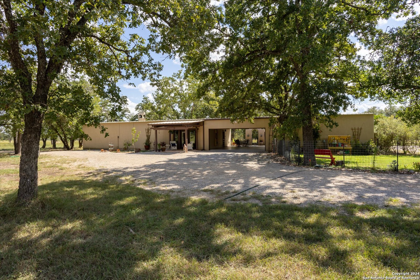 Single Family Residence in Medina TX 1158 Orchard Park Blvd 35.jpg